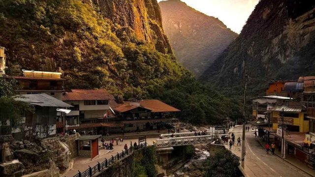 aguas calientes