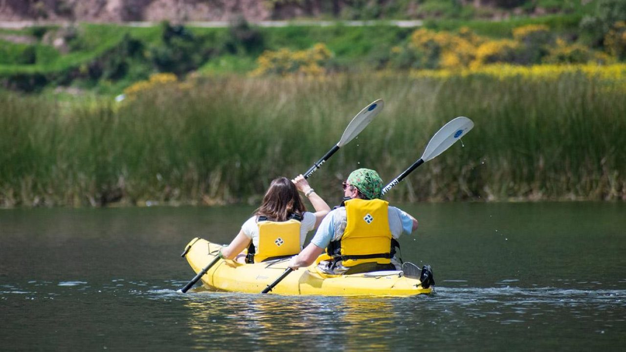 Kayak en la Laguna de Huaypo