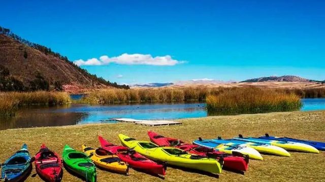 Kayak en la Laguna de Huaypo